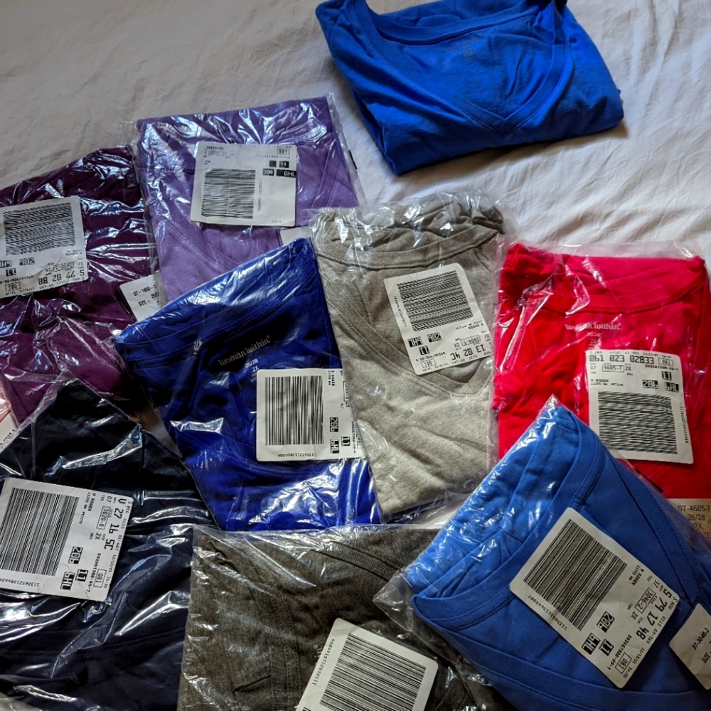 Perfect Short sleeve v-neck tee